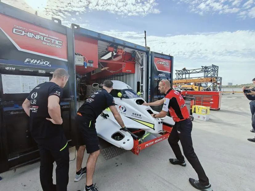 本土劲旅备战国内赛事,冲击历史巅峰(这是两支老牌劲旅,为争夺一年一度的联赛桂冠) 本土劲旅备战国内赛事,冲击历史巅峰(这是两支老牌劲旅,为争夺一年一度的联赛桂冠)