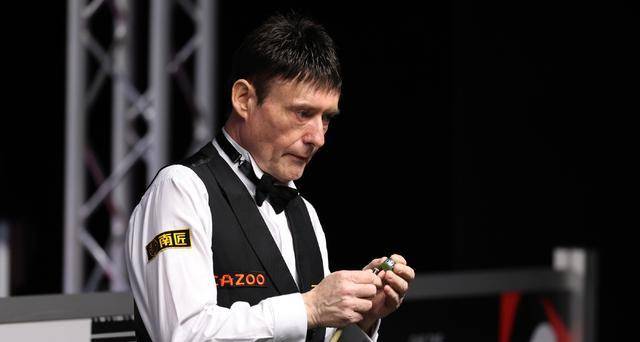 关于新秀崭露头角，关键时刻挺身而出的信息